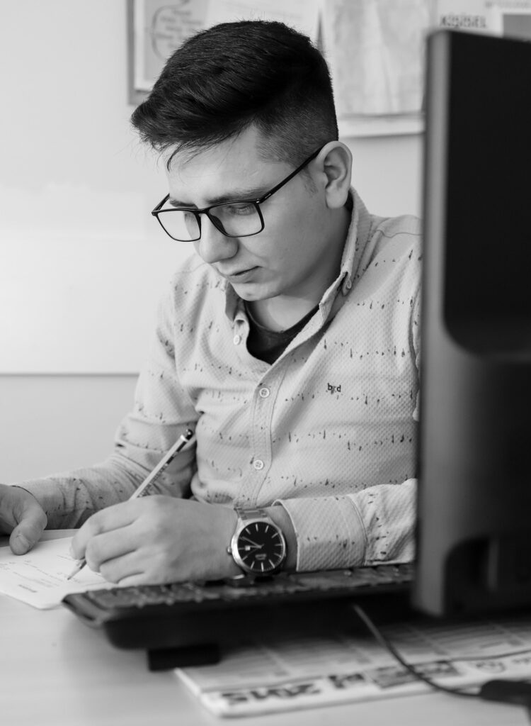 Ljusberäkningar och ljusplanering för industrilokaler